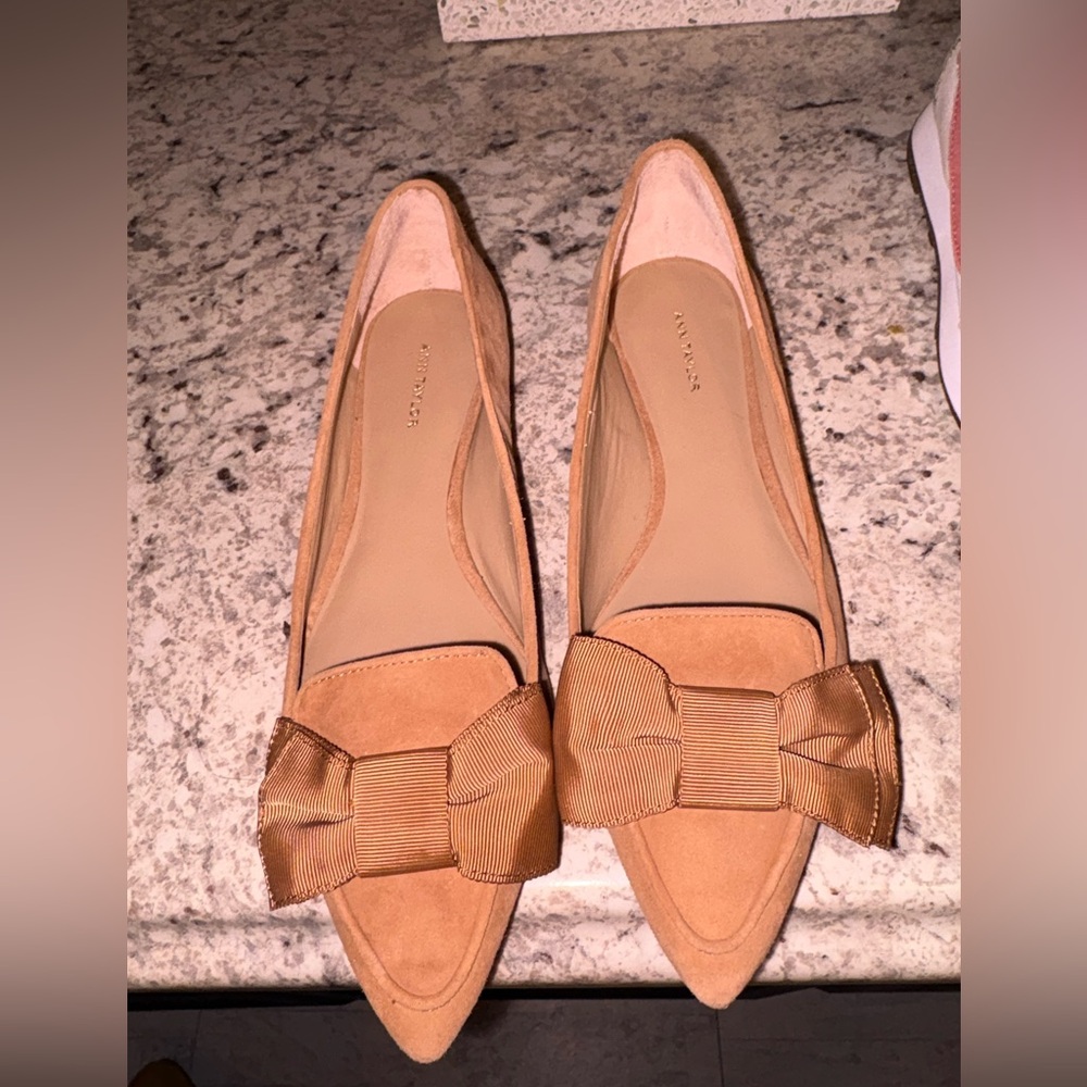 Ann Taylor  Tan Pointed Toe Flats with Bow